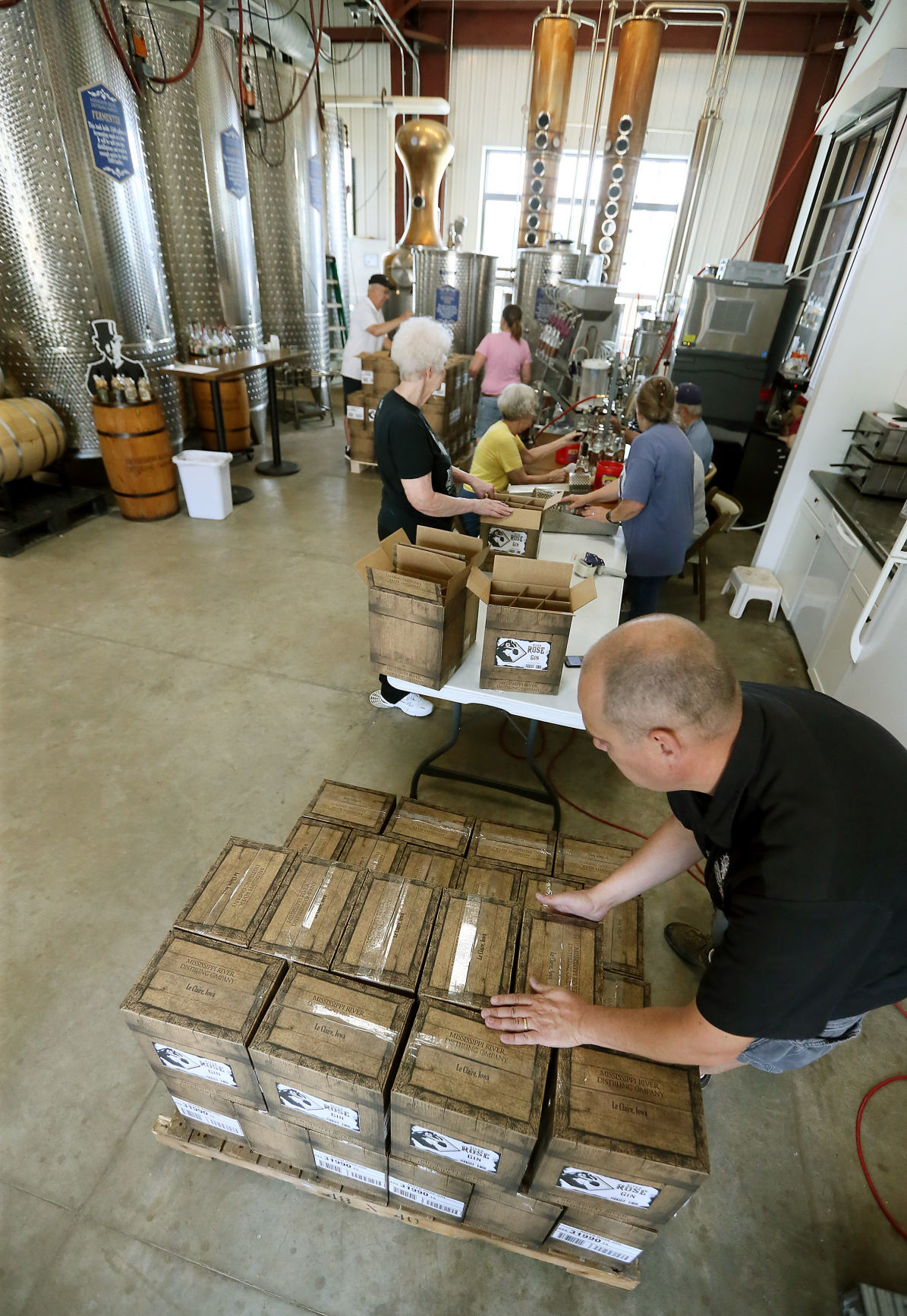 061819-qct-bottling-011